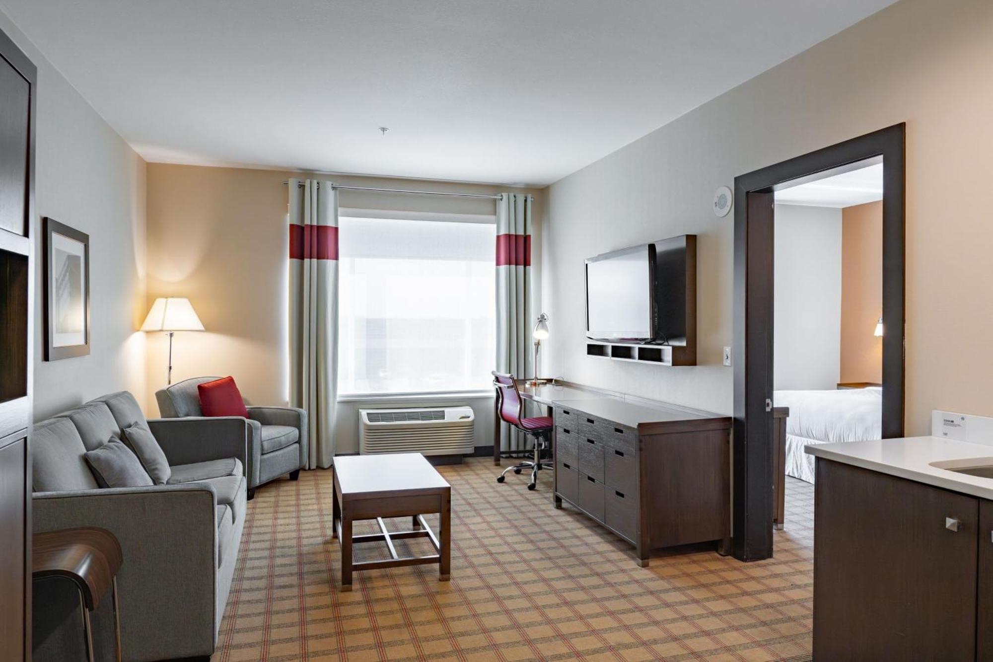 Four Points By Sheraton Edmonton International Airport Nisku Bagian luar foto